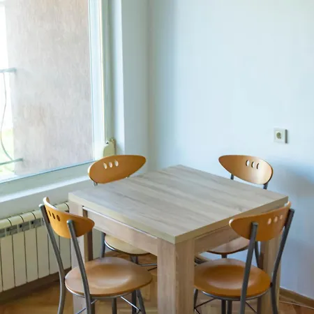 Prime Location With Free Parking Sofia